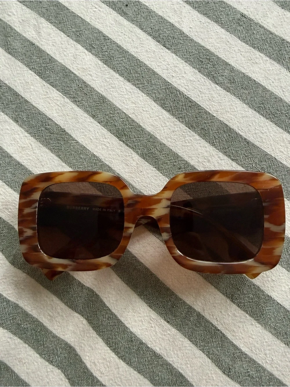 Burberry Delilah Square Sunglasses